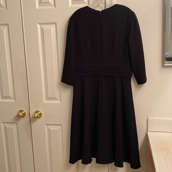 Cynthia Howie Dressy black dress 100% polyester - Picture 3 of 11
